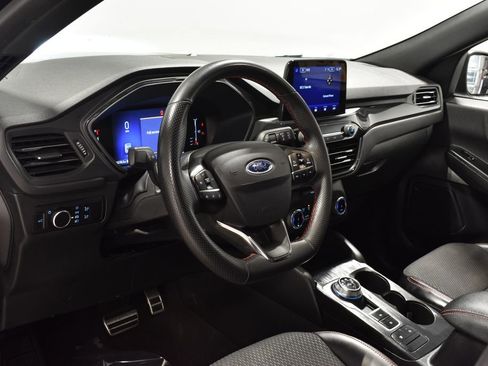 Used 2023 Ford Escape ST-Line image 11