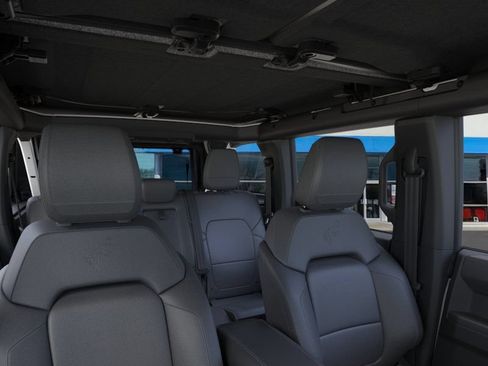 New 2026 Ford Bronco Outer Banks AWD/4WD image 12