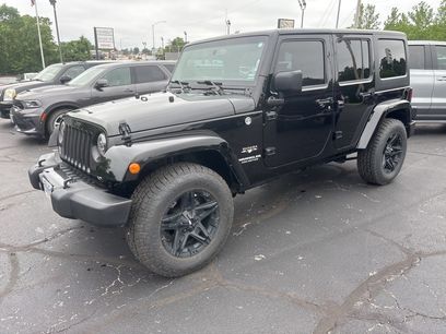 Used 2017 Jeep Wrangler Unlimited Sahara w/ Connectivity Group
