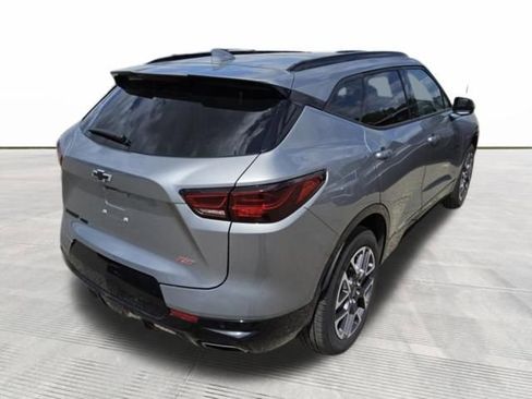 Used 2025 Chevrolet Blazer RS w/ Driver Confidence II Package AWD/4WD image 8