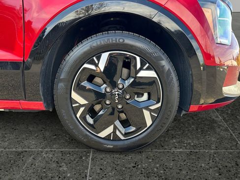 Used 2023 Kia Niro Wind FWD image 9