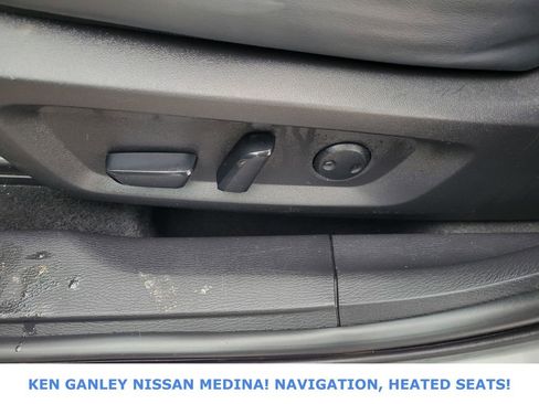 Used 2024 Mitsubishi Outlander image 37