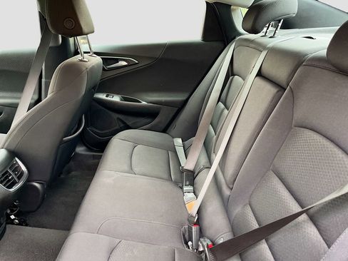 Used 2025 Chevrolet Malibu LT FWD image 23