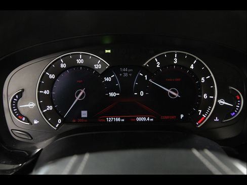 Used 2017 BMW 540i xDrive 540i xDrive image 8