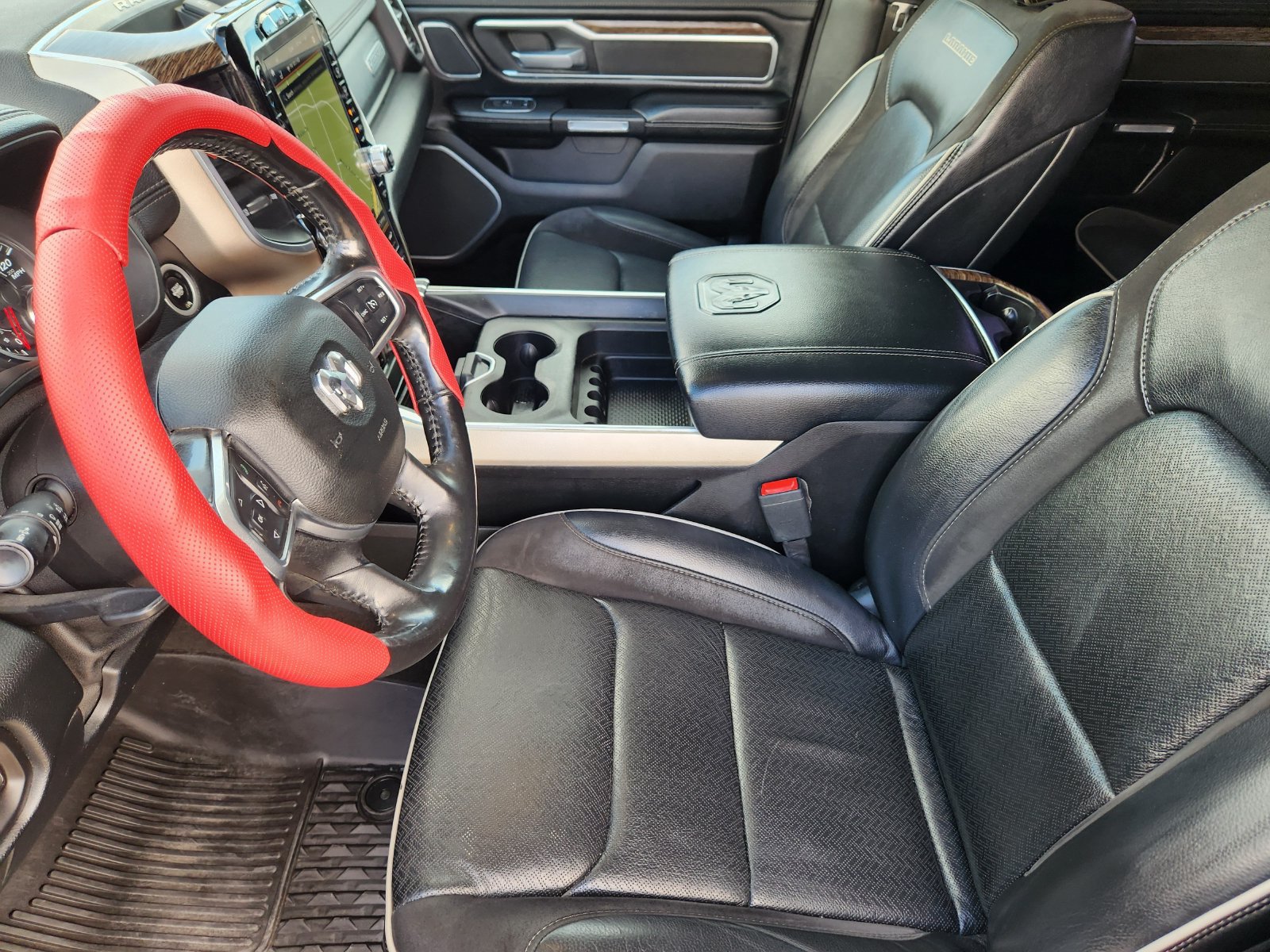 Used 2020 RAM 1500 Laramie AWD/4WD image 22