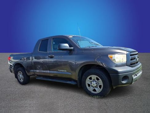 Used 2013 Toyota Tundra 2WD Double Cab w/ Tow Pkg image 4