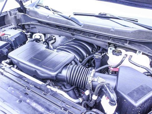 Used 2024 Chevrolet Silverado 1500 LT Trail Boss w/ Convenience Package II image 31