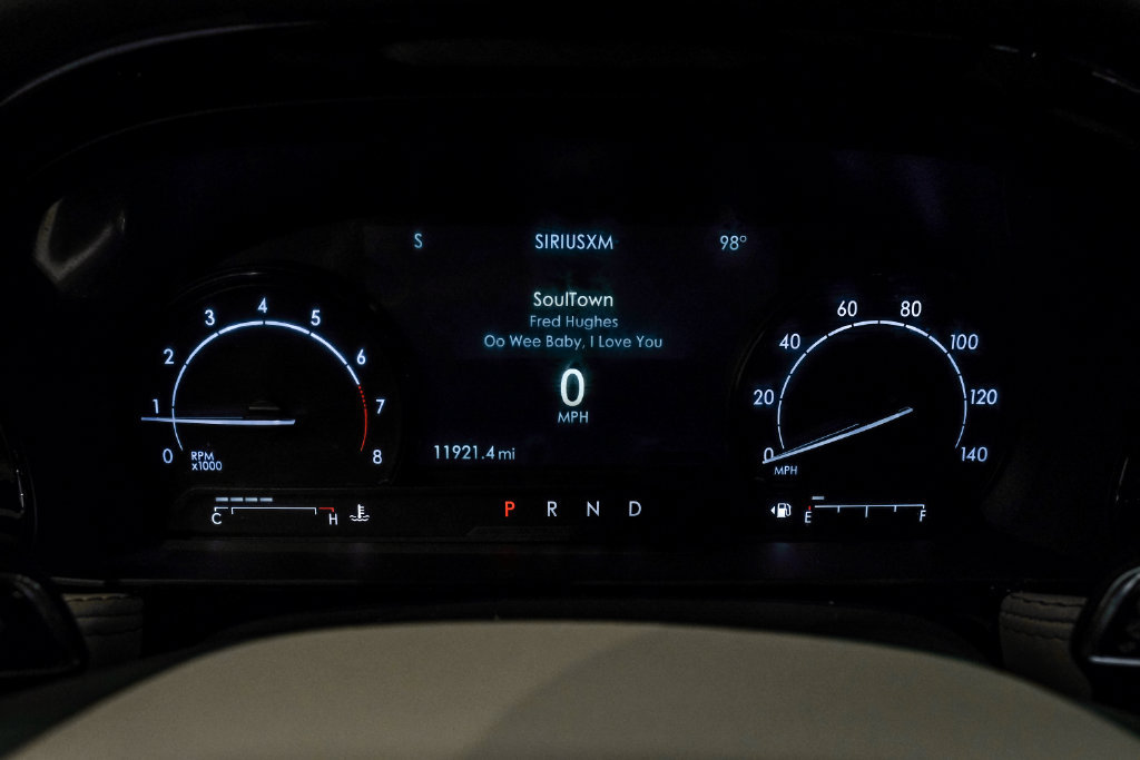 Used 2022 Lincoln Corsair AWD w/ Premium Package image 24