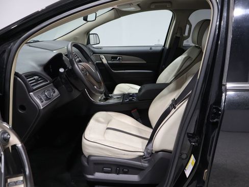 Used 2014 Lincoln MKX AWD w/ Equipment Group 101A image 10