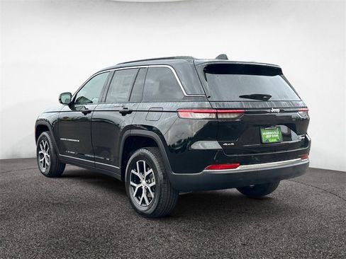 New 2025 Jeep Grand Cherokee Limited w/ Trailer Tow Package image 3