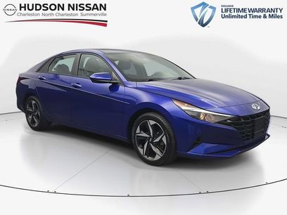 Used 2023 Hyundai Elantra SEL w/ Convenience Package