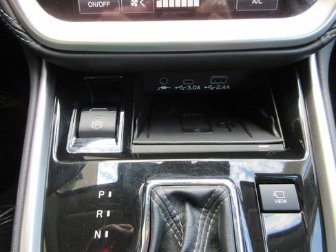 Used 2023 Subaru Outback Touring XT w/ Tech Package 2 AWD/4WD image 47