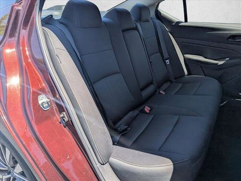Used 2023 Nissan Altima 2.5 SV FWD image 18