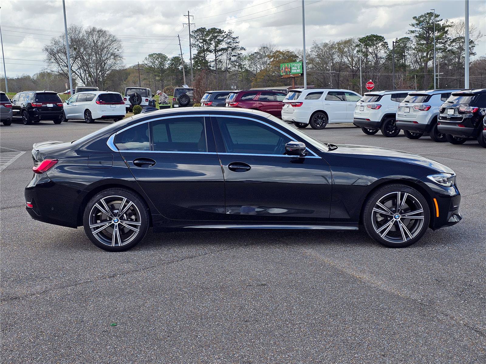 Used 2022 BMW 330i xDrive Sedan w/ Driving Assistance Package AWD/4WD image 7