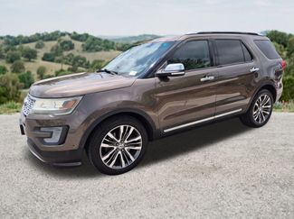 Used 2016 Ford Explorer Platinum AWD/4WD video 3