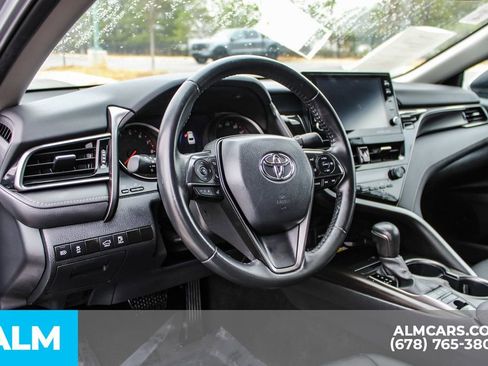 Used 2024 Toyota Camry XSE image 18