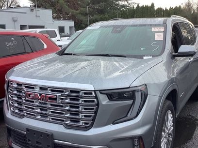 Used 2025 GMC Acadia Denali w/ LPO, Floor Liner Package