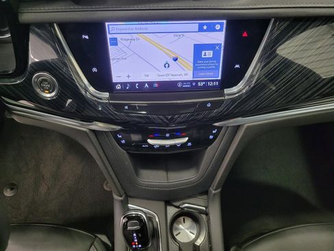 Certified 2025 Cadillac XT6 Premium Luxury image 7