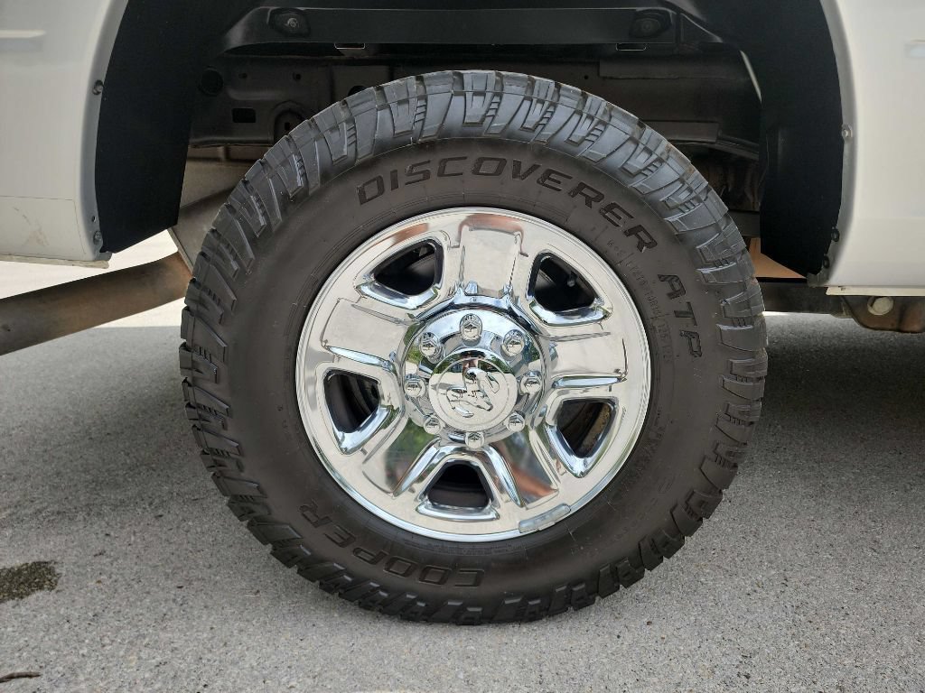 Used 2018 RAM 2500 Tradesman w/ Chrome Appearance Group AWD/4WD image 11