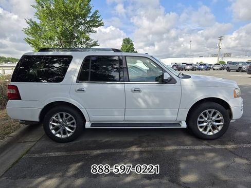 Used 2017 Ford Expedition Limited RWD image 8