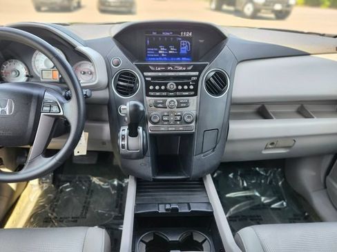 Used 2015 Honda Pilot LX image 14