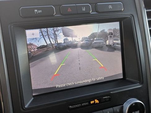 Used 2020 Ford Expedition XLT w/ Equipment Group 202A image 28