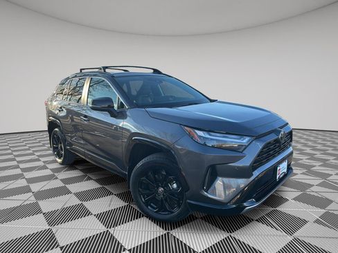 Used 2025 Toyota RAV4 XSE w/ Advanced Technology Package image 21