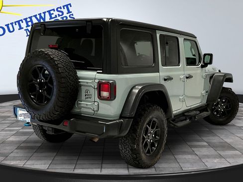 Used 2024 Jeep Wrangler Willys image 6