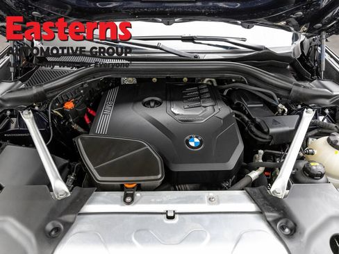 Used 2021 BMW X4 xDrive30i w/ M Sport Package AWD/4WD image 7