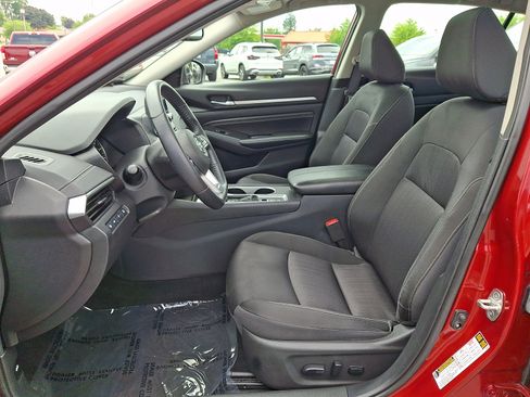 Used 2019 Nissan Altima 2.5 SV AWD/4WD image 13