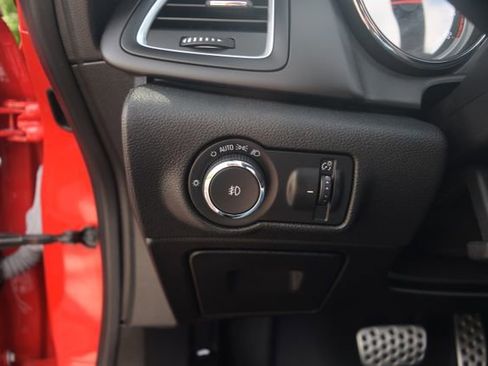 Used 2019 Buick Cascada Sport Touring w/ Dark Effects Package FWD image 7
