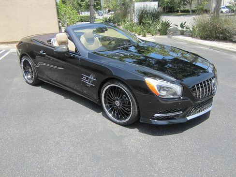 Used 2013 Mercedes-Benz SL 550 image 22