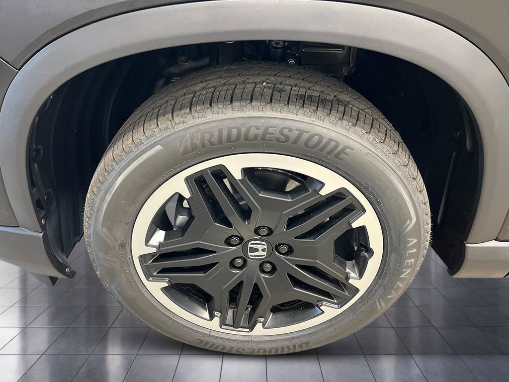New 2026 Honda Pilot Touring image 11