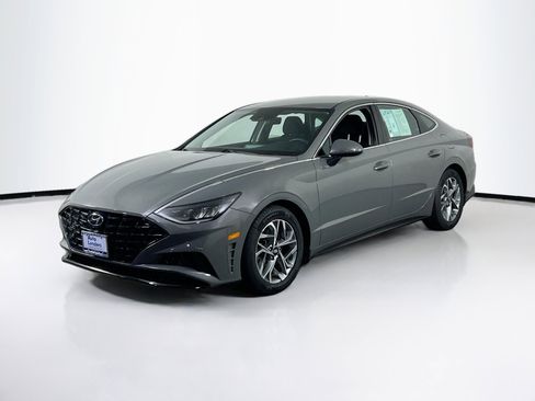 Used 2023 Hyundai Sonata SEL FWD image 1