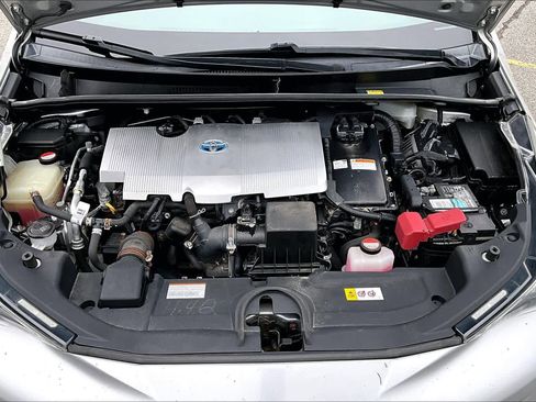 Used 2016 Toyota Prius Two image 30