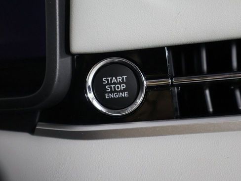 New 2026 Mitsubishi Outlander SE AWD/4WD image 41