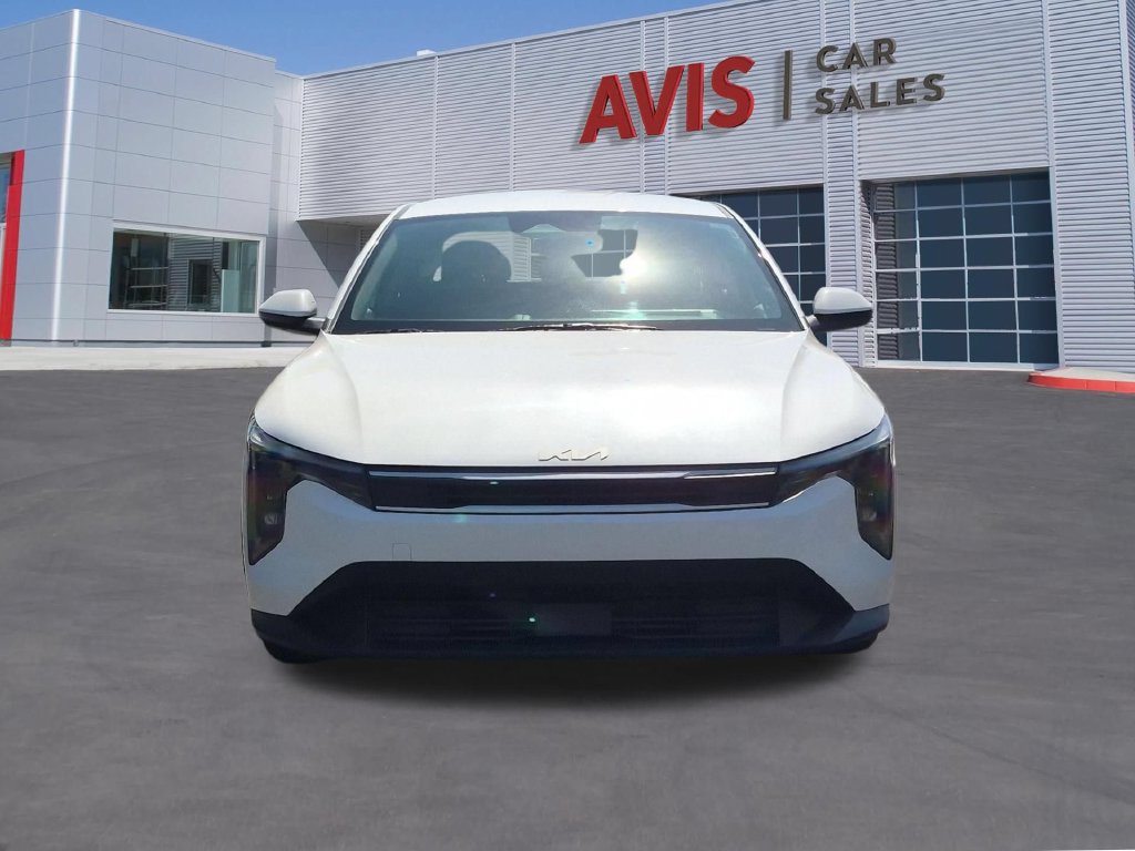 Used 2025 Kia K4 FWD image 2