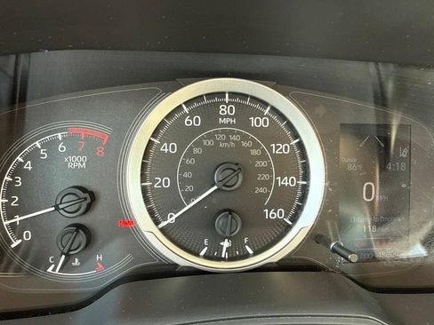 Used 2022 Toyota Corolla LE FWD image 18