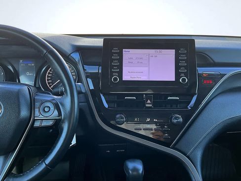 Used 2024 Toyota Camry SE image 16