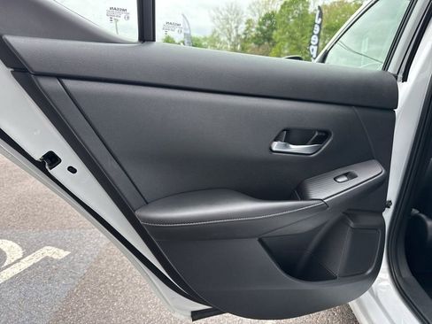 Used 2023 Nissan Sentra SV FWD image 19