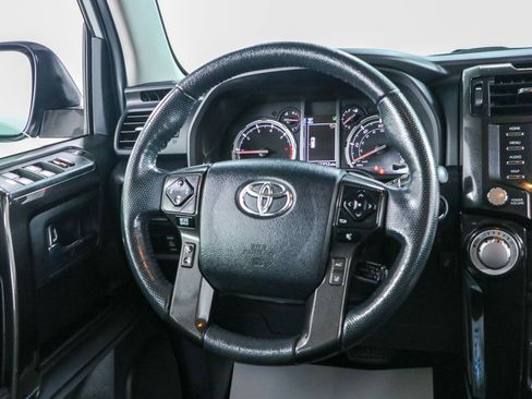 Used 2023 Toyota 4Runner TRD Off-Road Premium AWD/4WD image 13