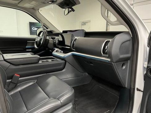 Used 2025 Ford Expedition Max Platinum AWD/4WD image 54