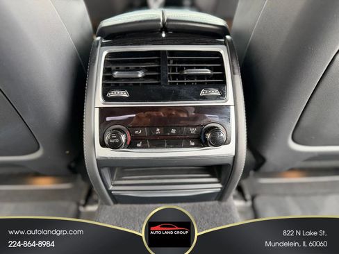 Used 2020 BMW 750i xDrive w/ Executive Package image 19