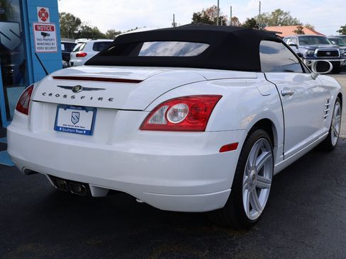 Used 2005 Chrysler Crossfire Limited image 7
