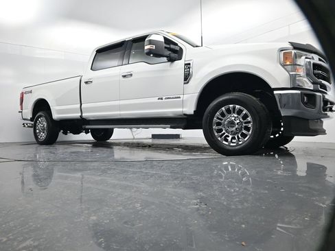 Used 2022 Ford F250 Lariat w/ Chrome Package image 49
