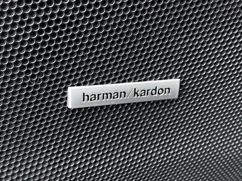 Used 2018 Subaru Forester 2.5i Touring image 23