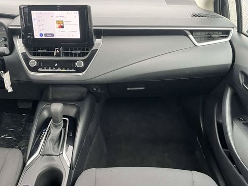 Used 2023 Toyota Corolla LE image 18