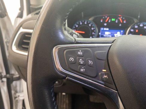 Used 2020 Chevrolet Equinox LT w/ Driver Convenience Package image 26