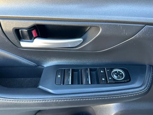 Used 2024 Toyota Grand Highlander XLE image 11