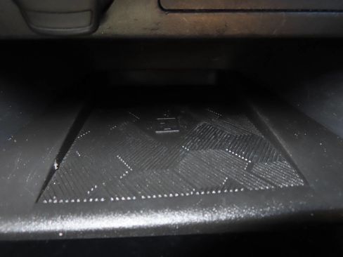 Used 2024 Nissan Versa SR FWD image 54